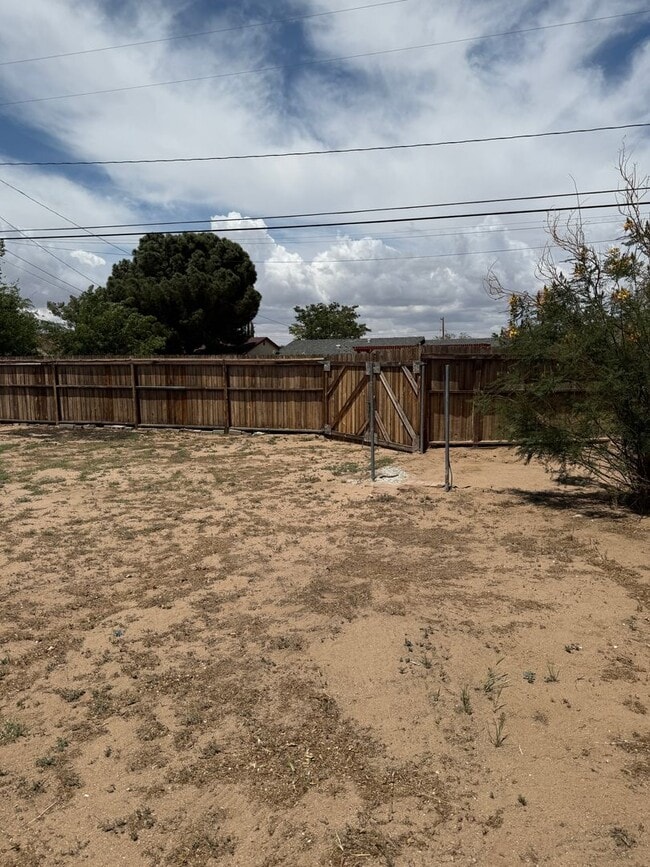 Photo - Charming 4-Bedroom Home for Rent in Hesperia, CA!