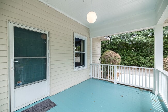 Photo - 1273 E Broad St