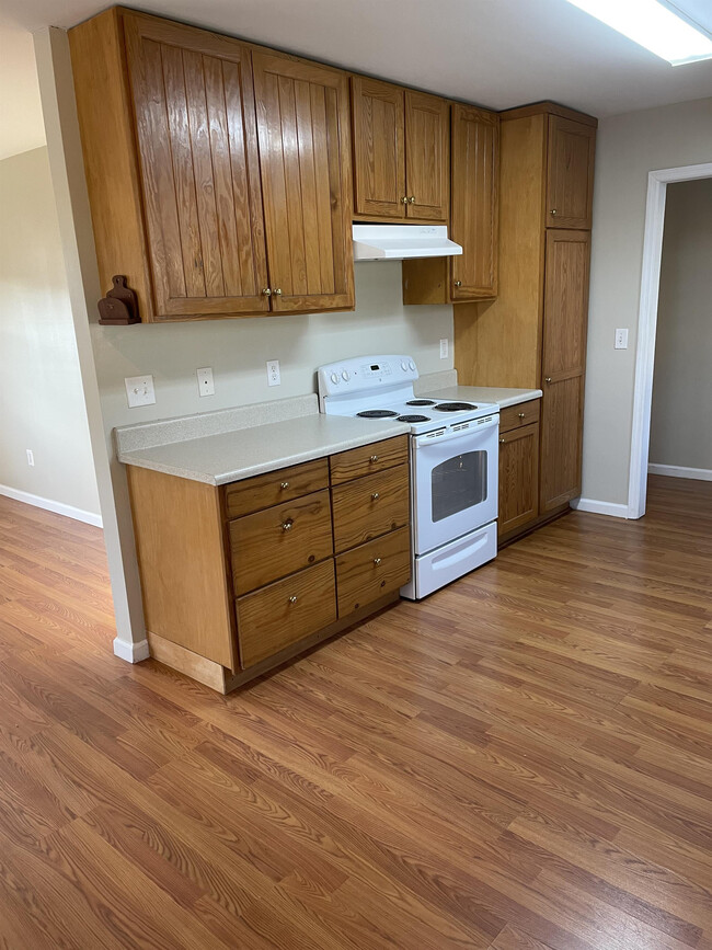 Photo - 883 N Cool Ave