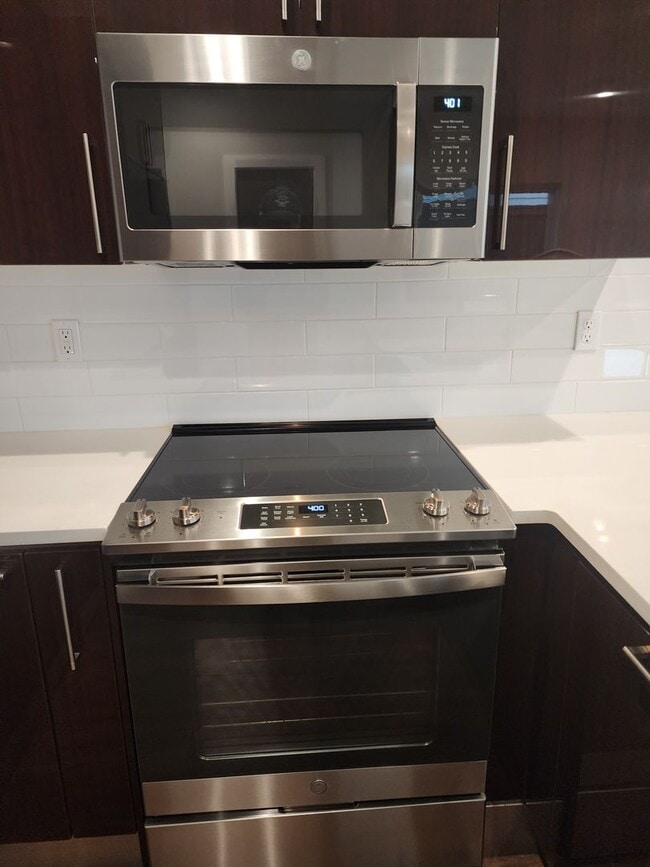 Photo - 3 bedroom Townhouse with Pool Access and Expansive Recreational Facilities