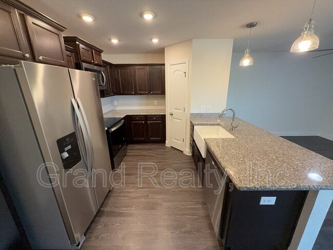 Photo - 5033 Peach Dr