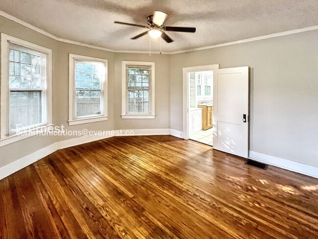 Photo - 2516 Duncan Ave