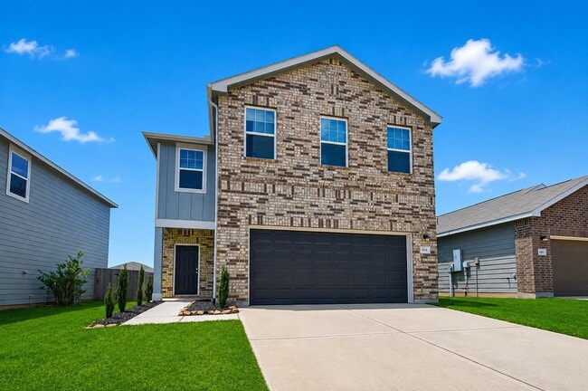 Photo - 654 Amesbury Rd