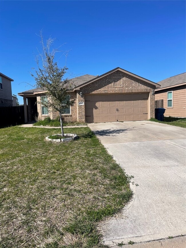 Building Photo - 11107 Hillside Creek Dr Rental
