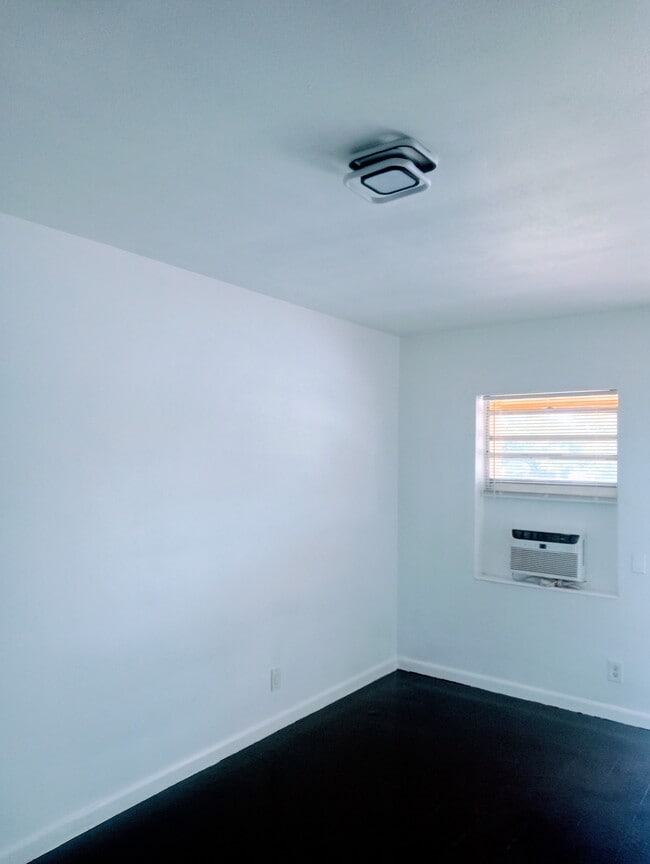 Photo - 131 NW 14th Ave Unit 131