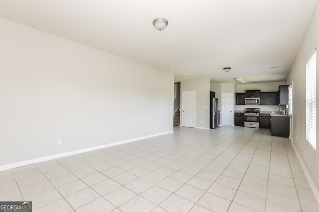 Photo - 694 Independence Ave