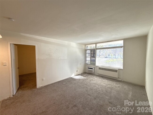 Photo - 2126 E 7th St Unit 103