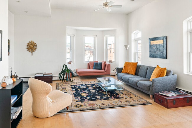 Photo - 37 Winnisimmet St Unit 8