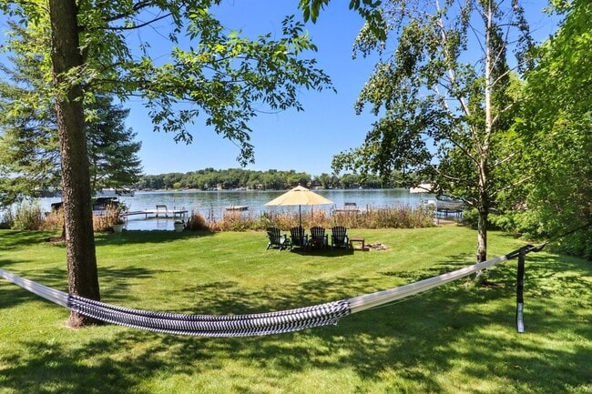 Photo - Whitewater Lakefront Furnished Lodge Avail...