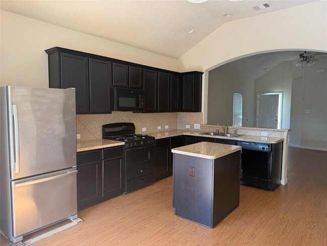 Photo - 7534 Abbey Point Ln