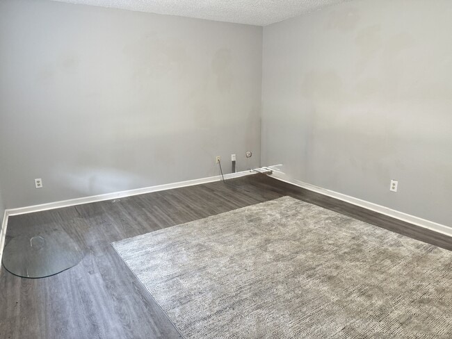 Photo - 116 Manor Cir Unit 4