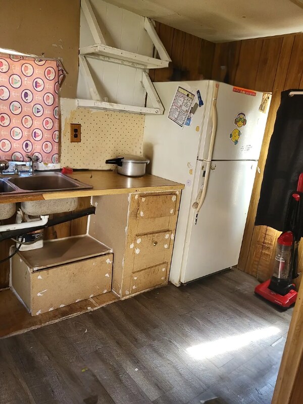 Photo - 2175 E Main St