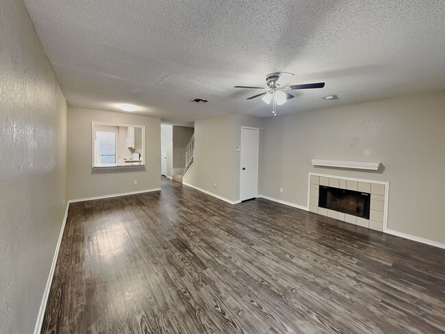 Photo - Stylish Candleridge Townhome with Private Patio, HOA Lawn Care & Appliances Included!