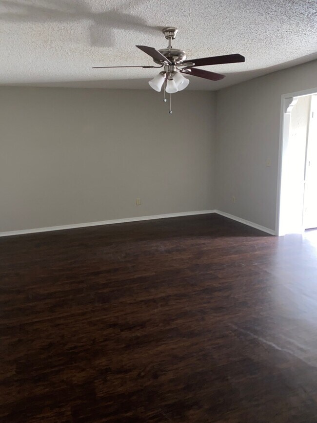 11236 Davis Ct House House Rental in Oklahoma City, OK