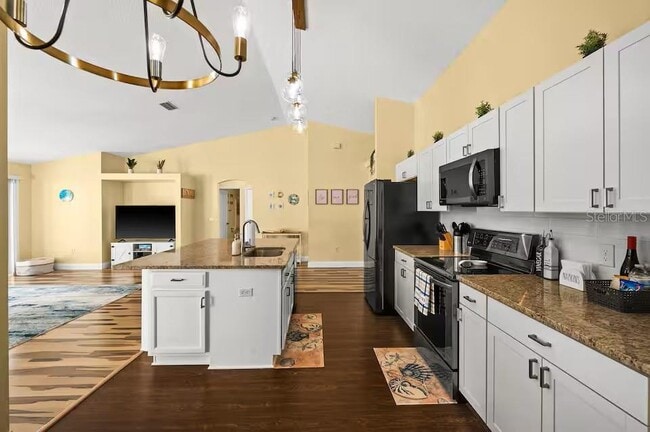 Photo - 3 Ryecroft Ln