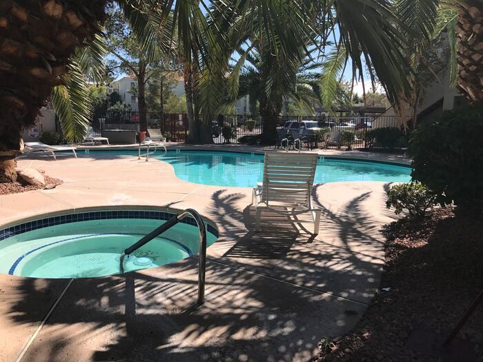 Photo - 4955 S Lindell Rd