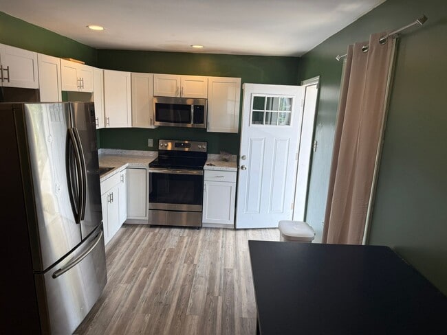 Building Photo - 347 Prestley Rd Unit 1