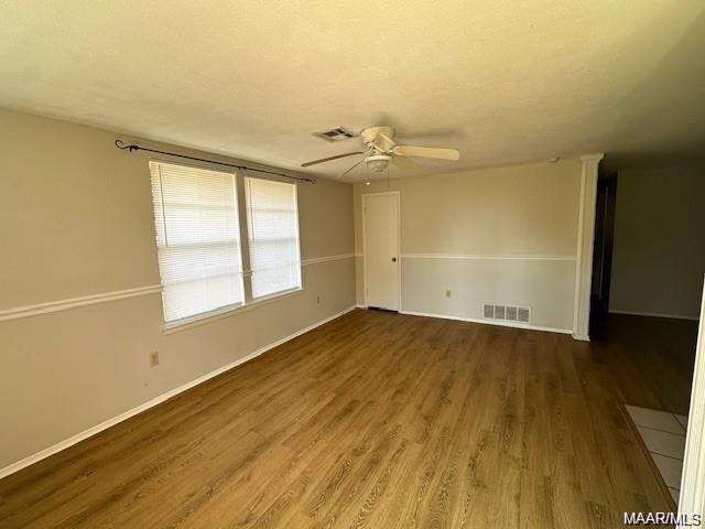 Photo - 212 Juniper Ct