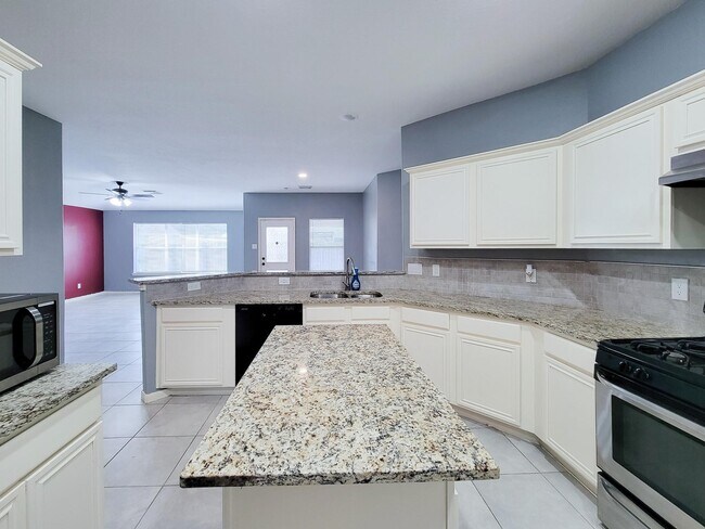 1206 Hemple Dr
