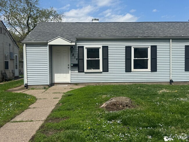 Building Photo - HM 3812/3814 Johnson Unit 3814 Rental