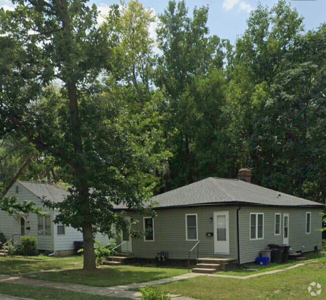 Building Photo - 502-524 S 15th Street Rental