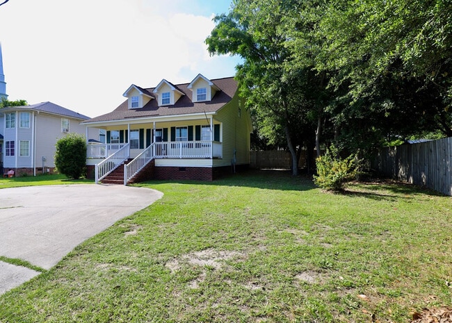 Photo - 1910 Lybrand St