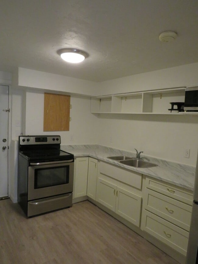 317 Jackson St Unit 317 1/2 Jackson Street
