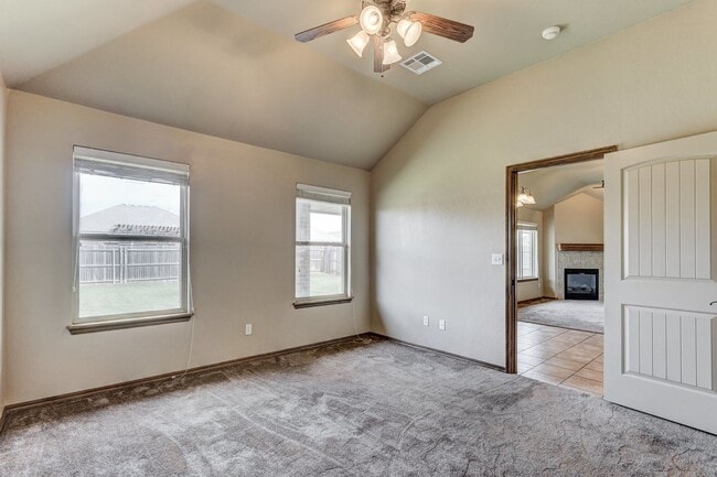 Photo - AVAILABLE 3-15-2020 FOR OCCUPANCY IN YUKON, MUSTANG SCHOOLS!