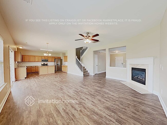 Photo - 15217 Superior St