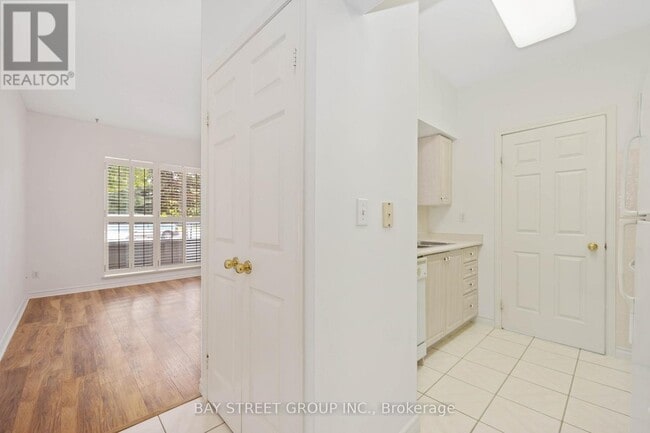 Photo - 5039 Finch Ave E Unit 107