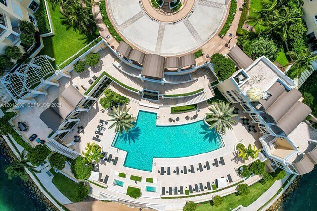 Photo - 848 Brickell Key Dr Unit 1903