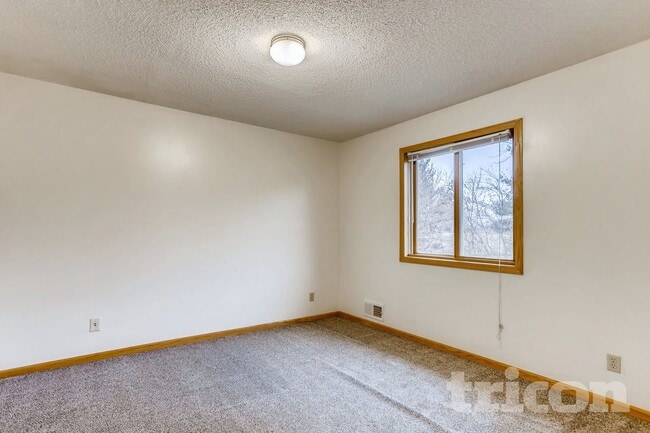 Photo - 2144 Sherwood Ave