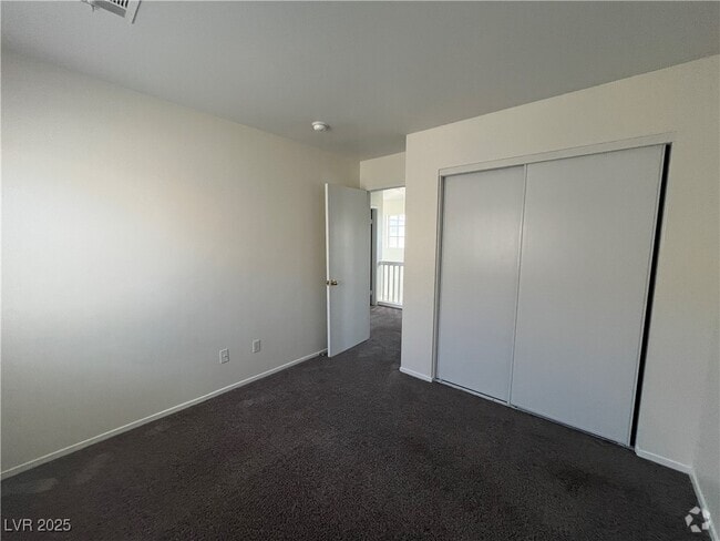 Building Photo - 5406 Peony Ct Rental