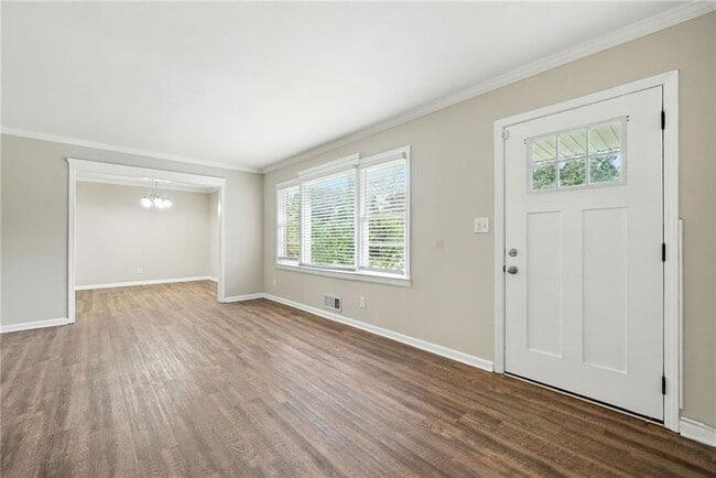 Photo - 2493 Miriam Ln