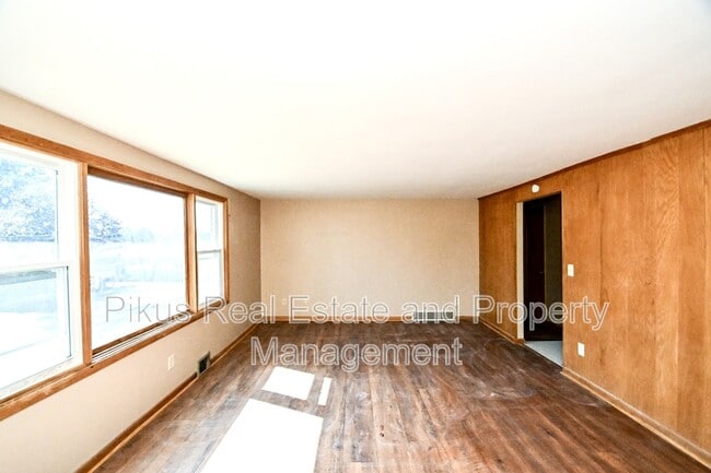 Photo - 119 7th St NW Unit 1