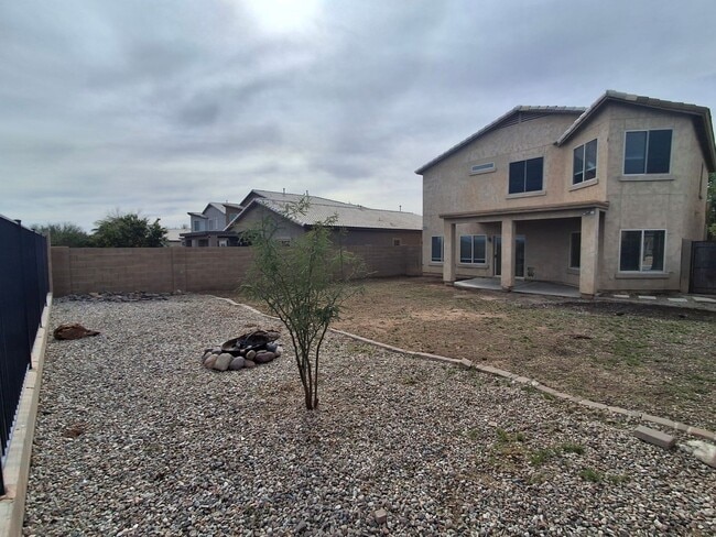 Photo - 1280 E Saddle Way