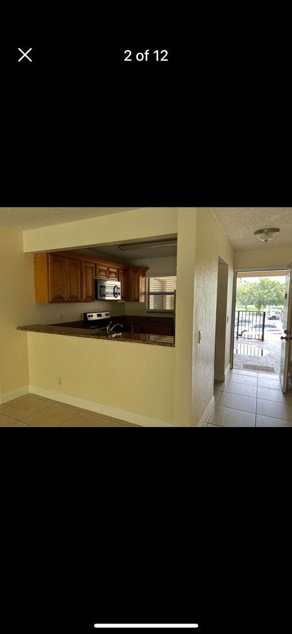 1457 Lake Crystal Dr Condo Unit G Condo for Rent in West Palm Beach