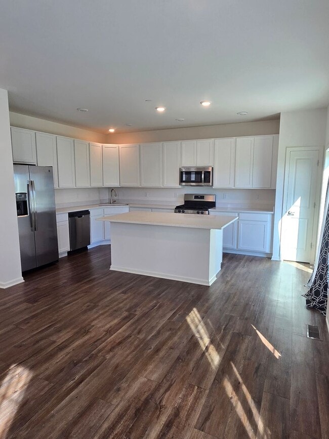 Photo - 1123 Hawk Hollow Dr