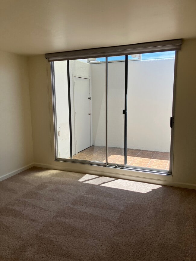 Imperial Tower Apartments