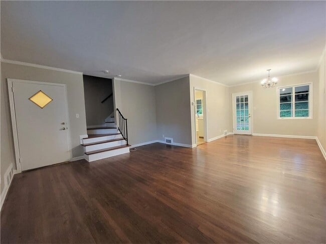 Photo - 1321 Stillwood Dr NE