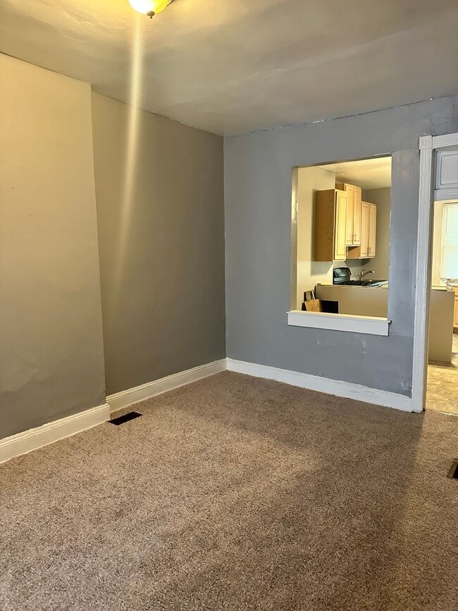 Photo - Spacious Rooms! W/D Hook Up! Available Now!