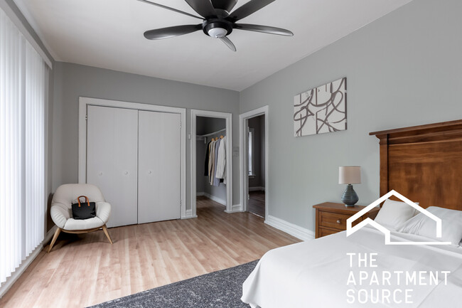 Building Photo - 5451 S Cornell Ave Unit 106 Rental