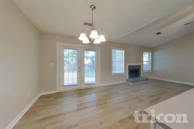 Photo - 118 Taylor Knoll Way