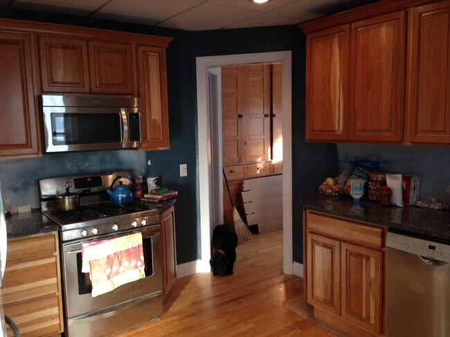 Photo - 931 Westcott St