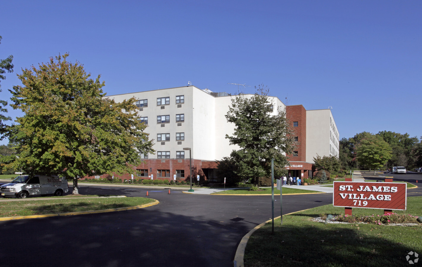 Photo - St. James Village Apartments