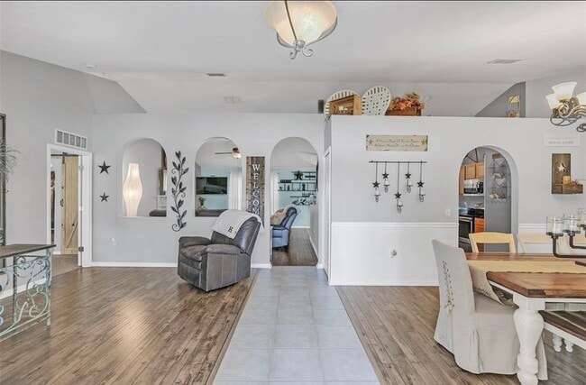 Photo - 920 Westcliffe Dr