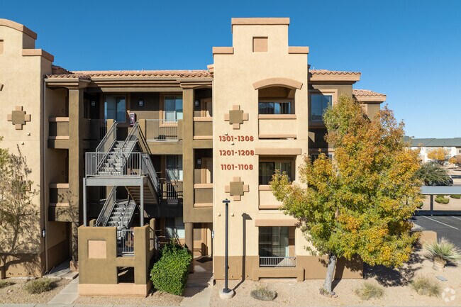 Casa Antigua Condominiums