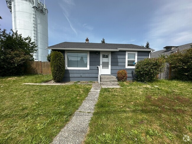 Building Photo - 823 E 64th St Rental