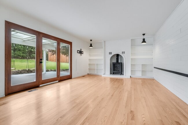 Photo - Beautiful 4 Bed, 3 Bath Rental Home in Cedar Mills Neighborhood!
