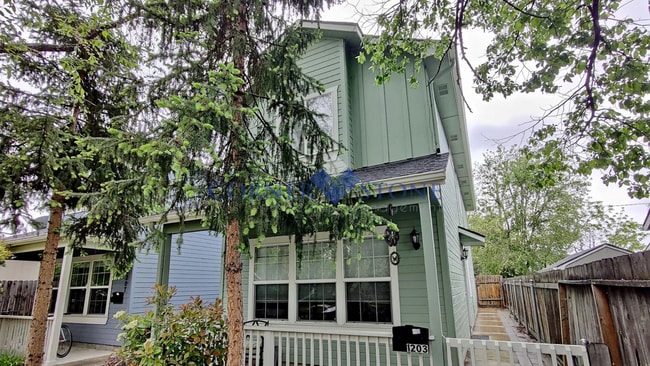 Building Photo - Charming Updated Home in Boise!